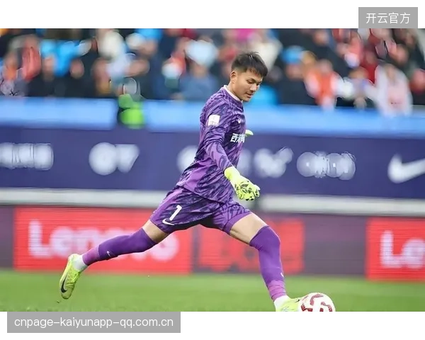从几乎无球可踢到亚运点球连扑——李昊：大心脏的秘密与坚韧力量